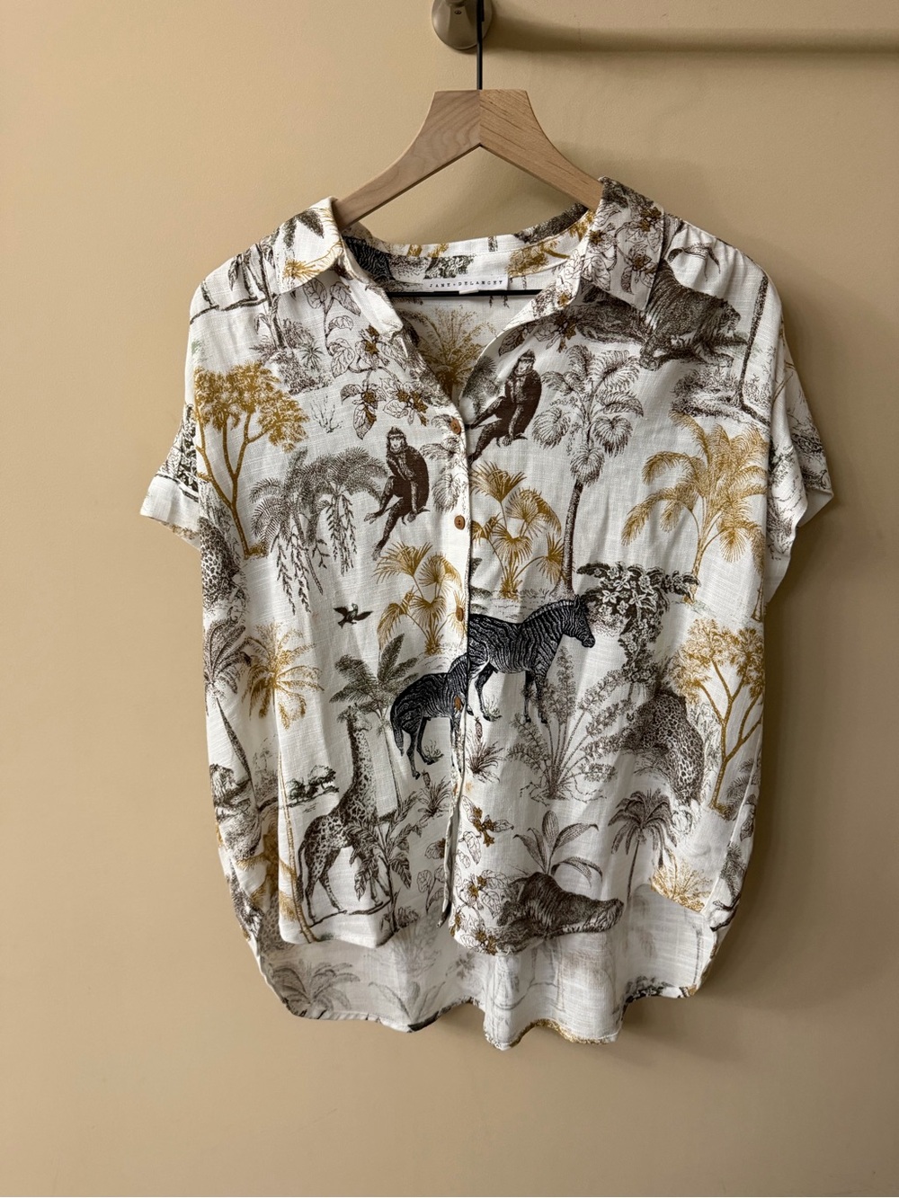 Jane + Delancey Linen Blend Safari Animal Print Monkey Button Down Shirt